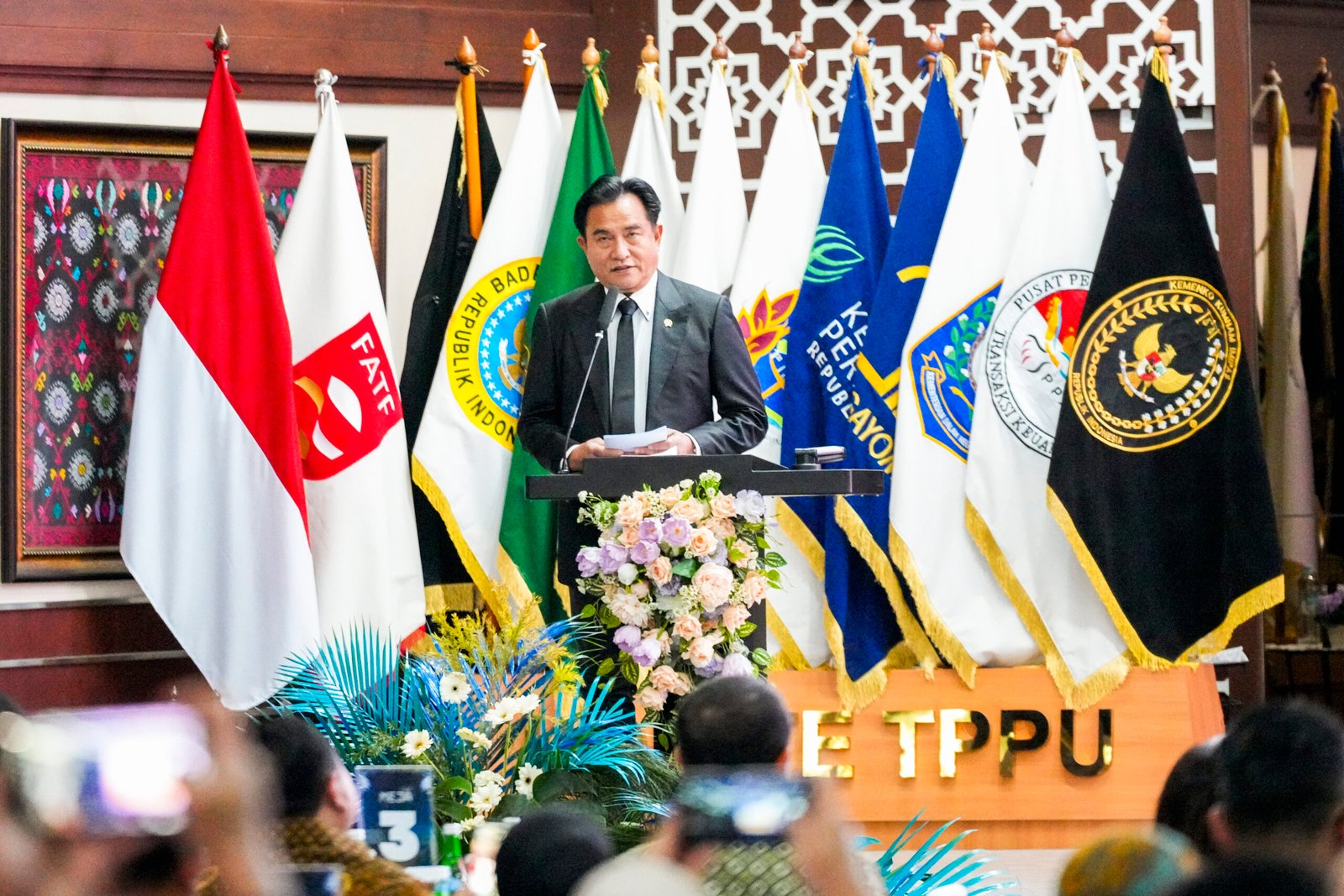 Menko Kumham Imipas Yusril Ihza Mahendra menghadiri pertemuan untuk pilot survei Penilaian Indeks Efektivitas Kinerja Rezim APUPPT-PPSPM. (Foto:Istimewa)