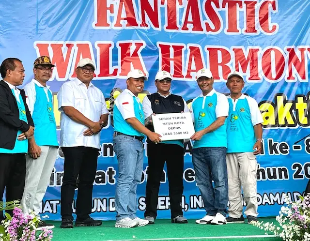 Serah terima MTs Negeri serta penyerahan hibah lahan untuk pembangunan MIN kepada Kemenag Kota Depok dari Wali Kota Depok Supian Suri. (Istimewa)