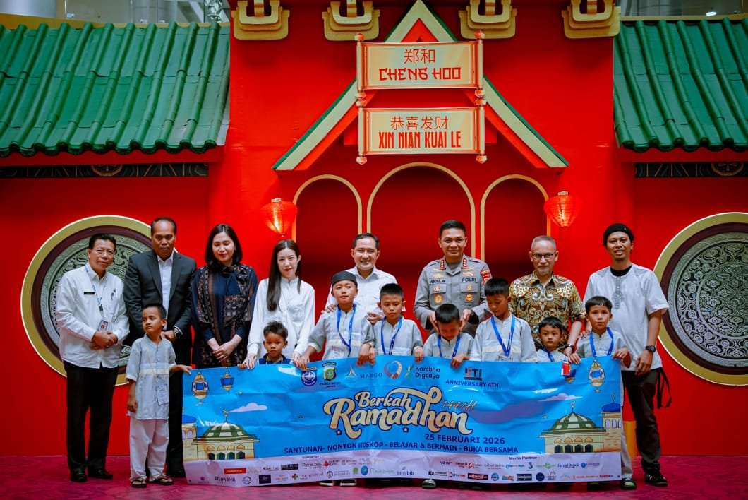 IJTI Depok bersama sejumlah tokoh merayakan HUT ke-4 di Margo Hotel.