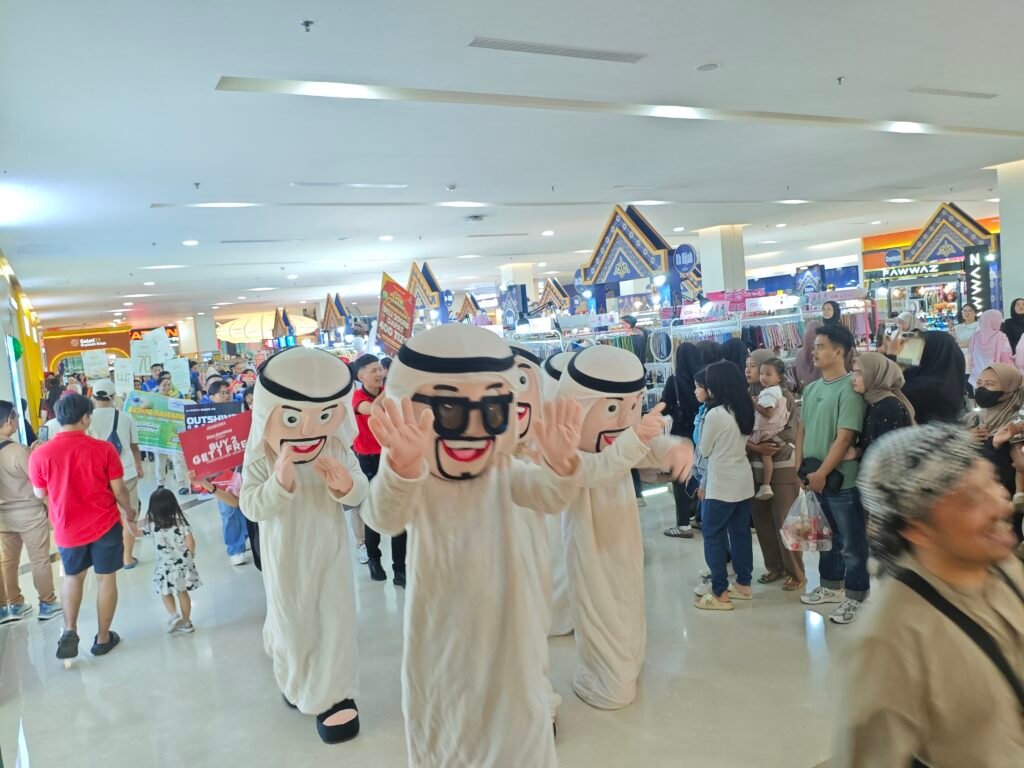 Margocity memberikan diskon belanja dan program Margocity Raya in Harmony.