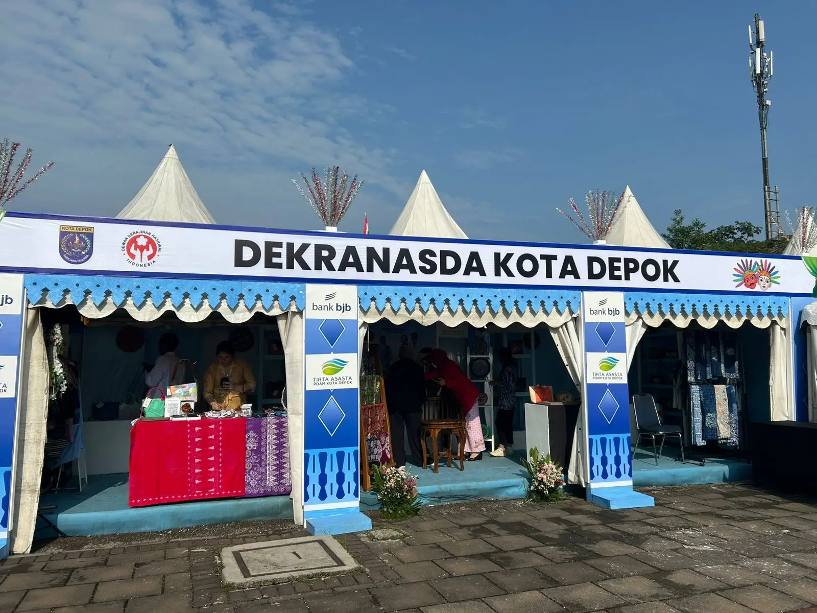 Boot Dekranasda Kota Depok pada ajang Lebaran Depok.